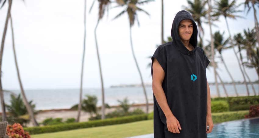 Poncho from Kiteboarding! ▷