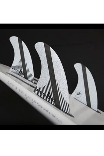 Buy FCS fins or surf accessories online at Kitemana!