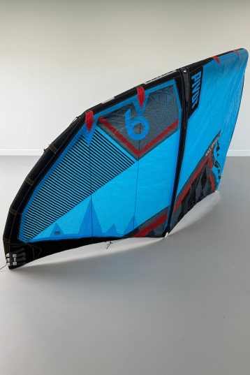 Naish-Pivot 2018 Kite (2nd)