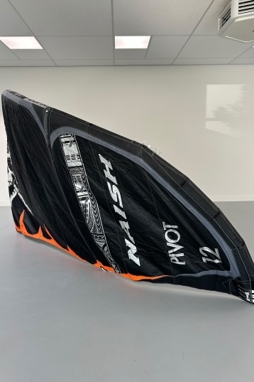 Naish-Pivot 2021 Kite (2nd)