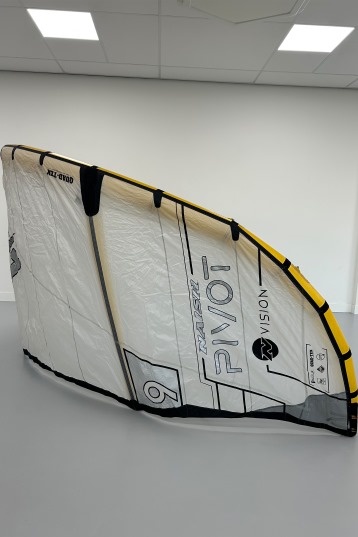 Naish-Pivot NVision 2024 Kite (DEMO)
