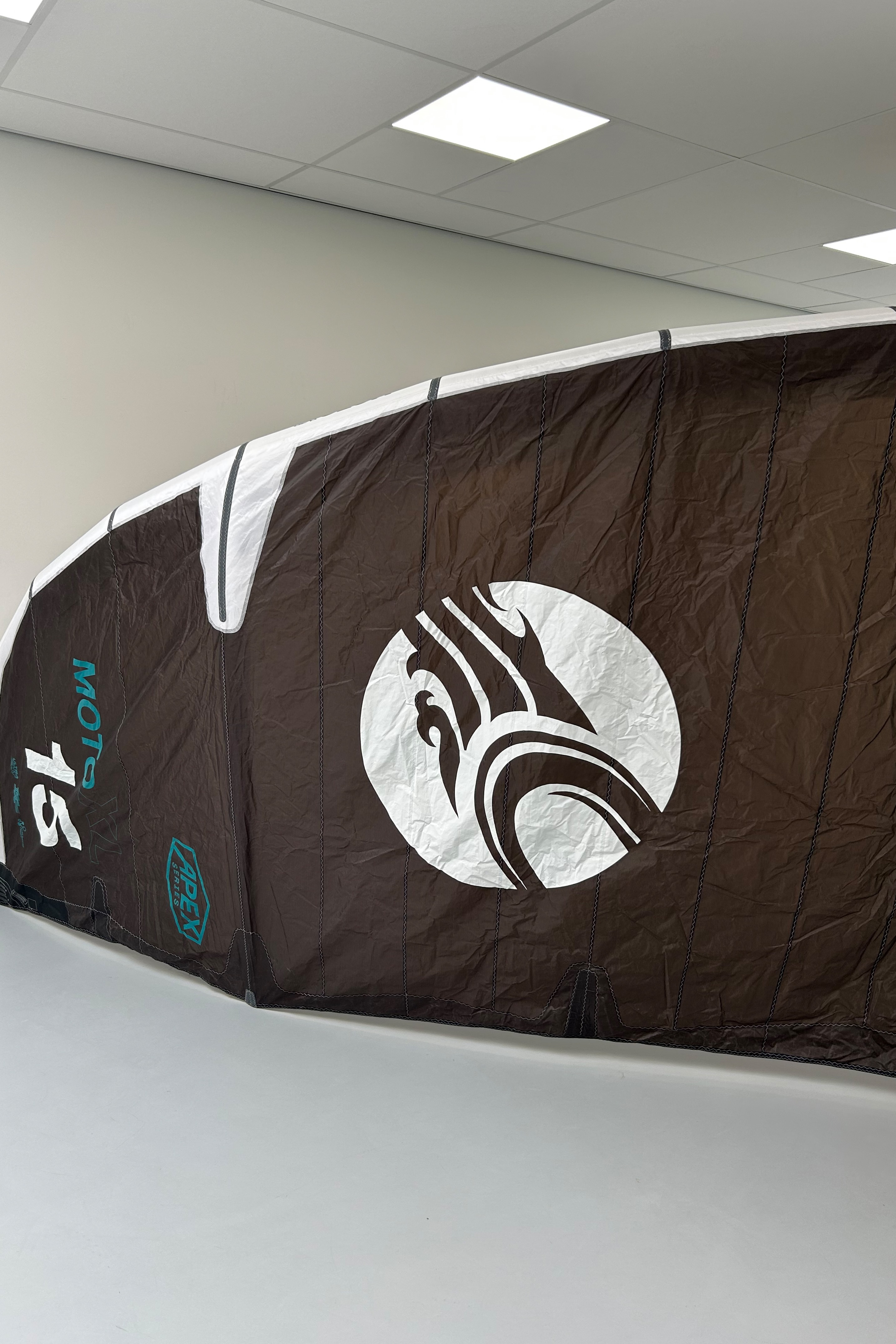 Cabrinha-Moto XL Apex 2024 Kite (DEMO)