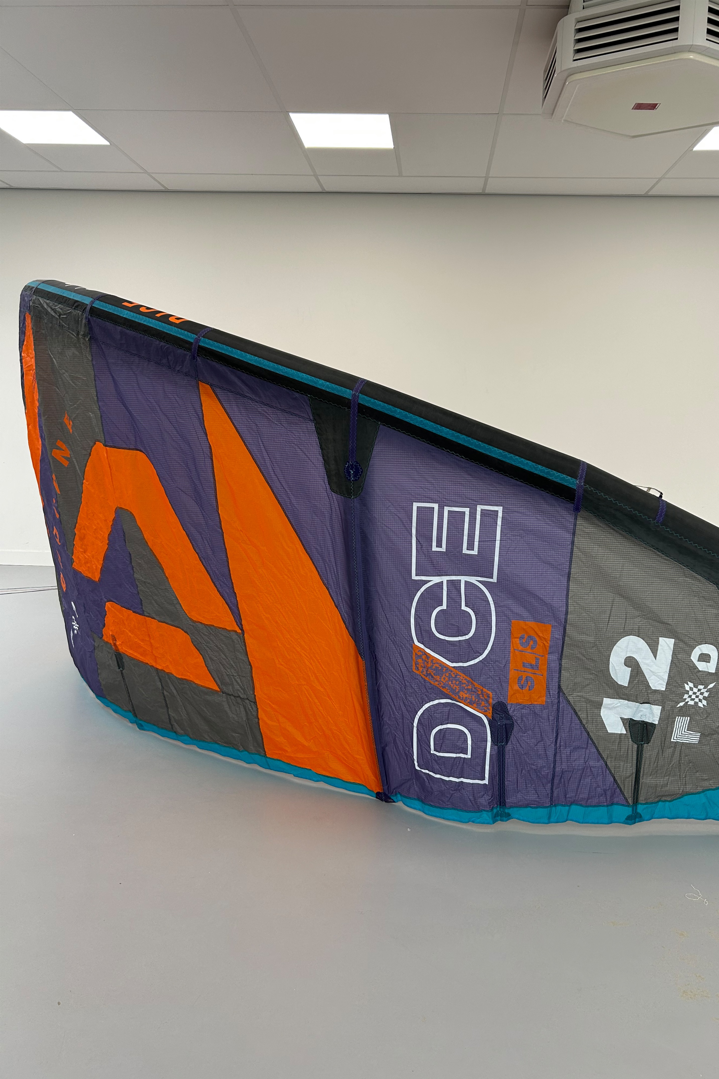 Duotone Kiteboarding-Dice SLS 2024 Kite (DEMO)