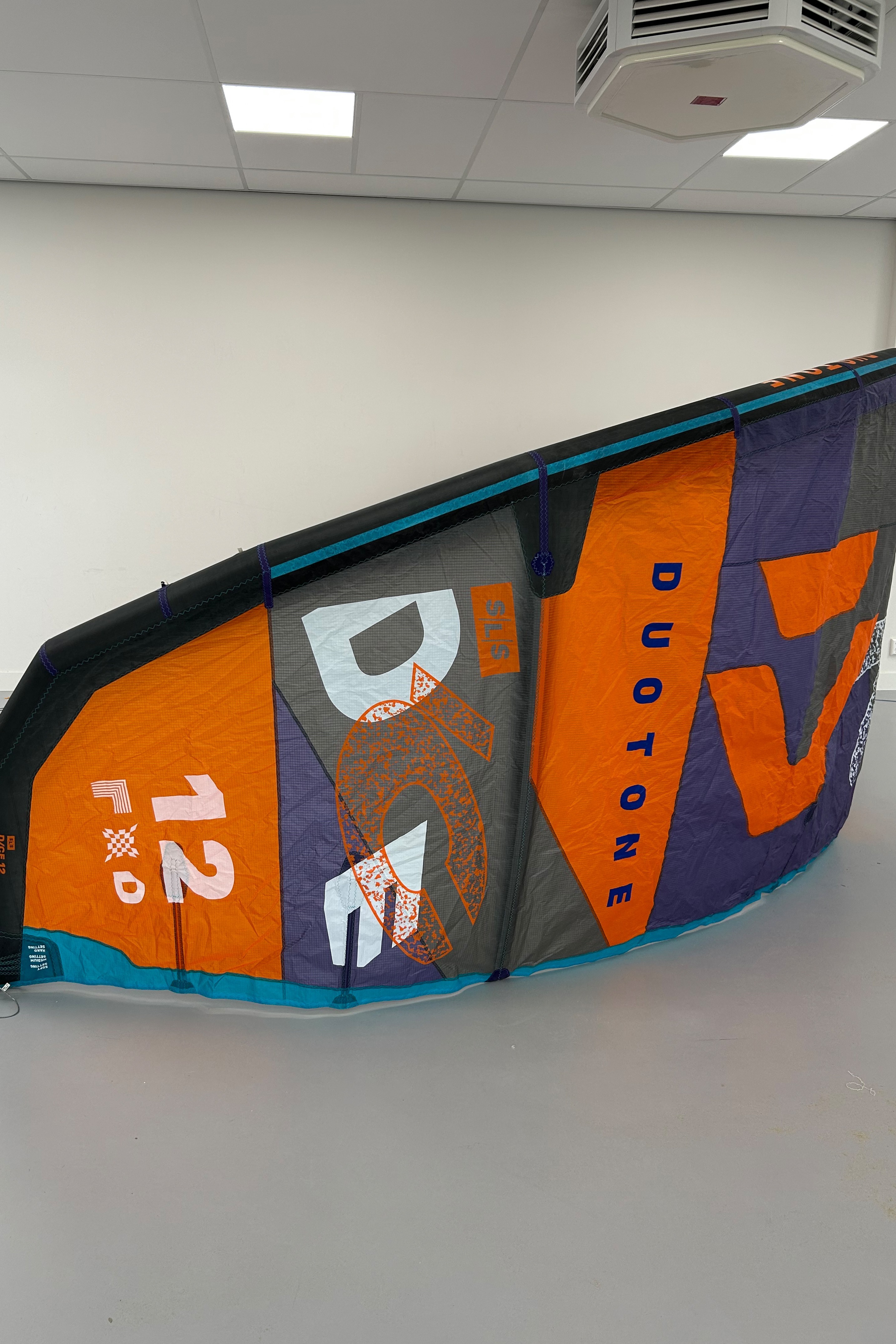 Duotone Kiteboarding-Dice SLS 2024 Kite (DEMO)