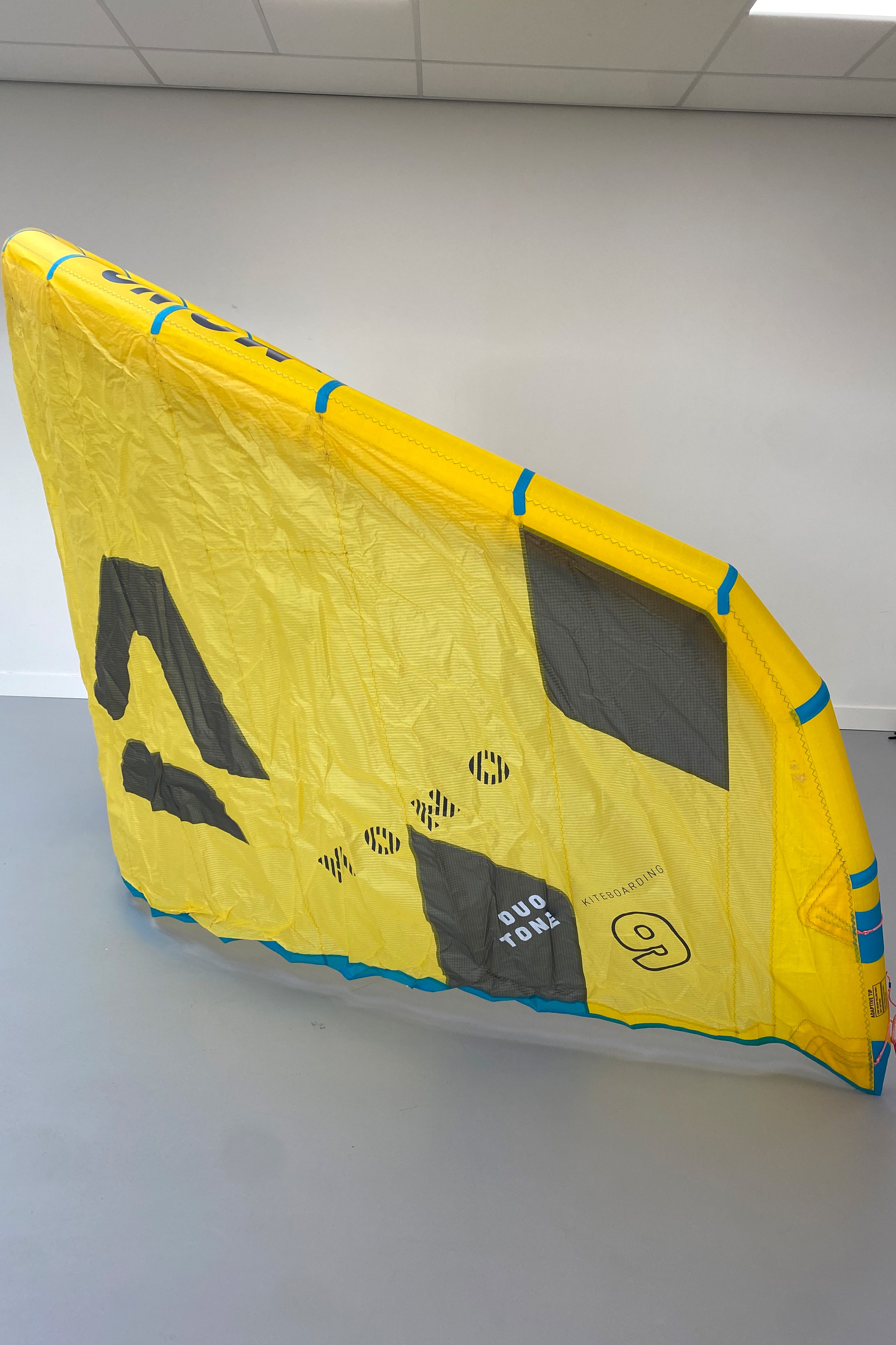 Duotone Kiteboarding-Mono 2023 Kite (DEMO)