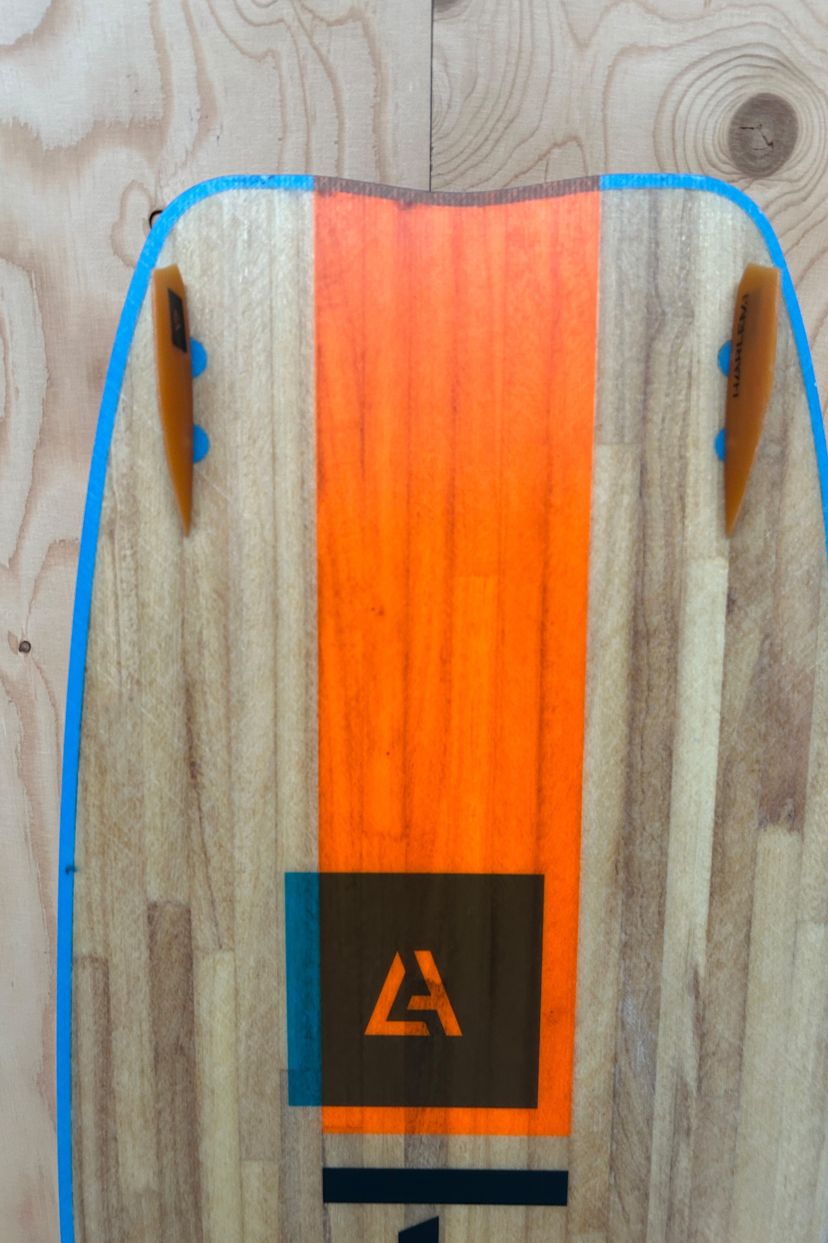 Harlem Kitesurfing-Wood Kiteboard (2nd)