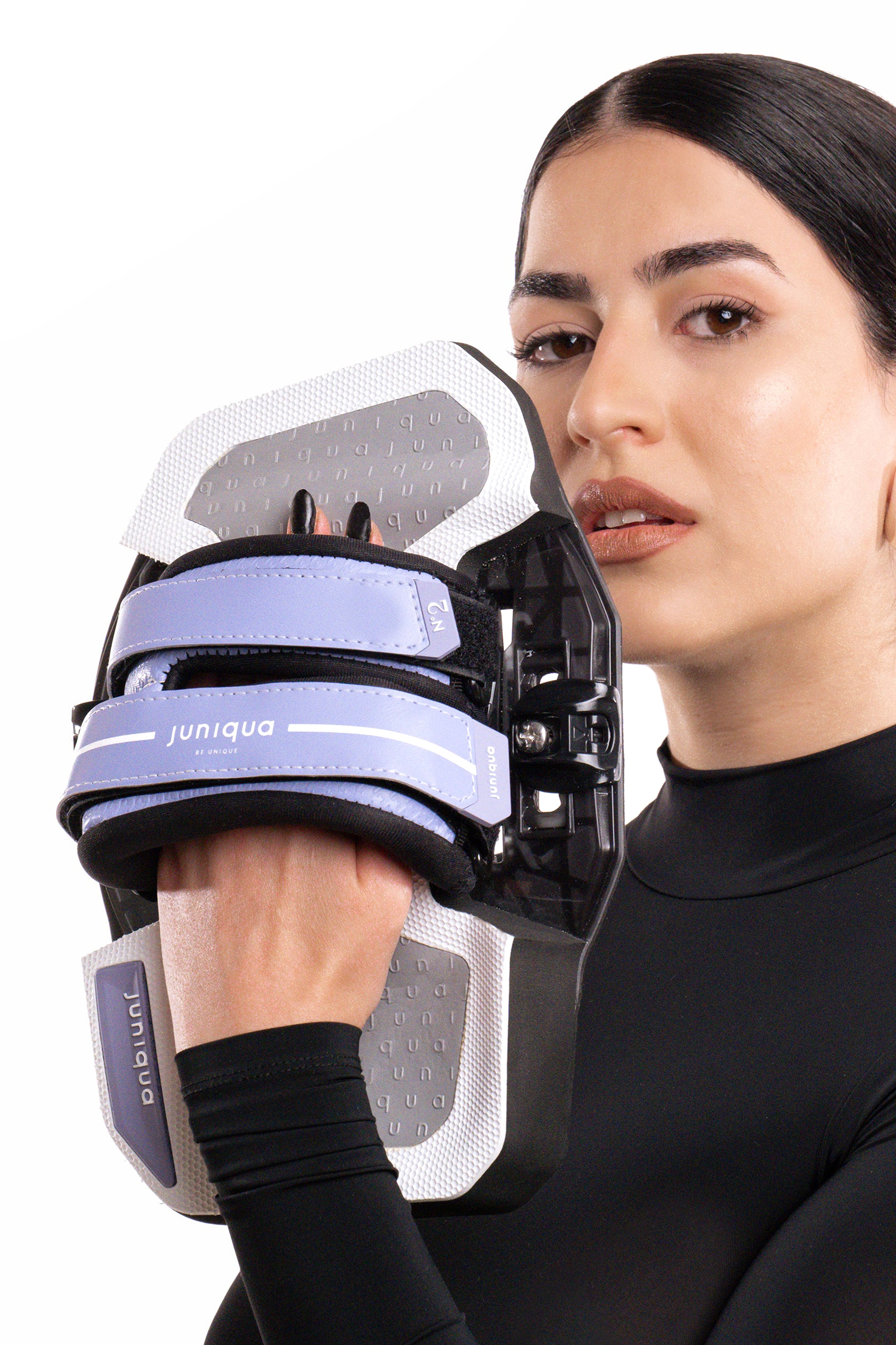 Juniqua-Pads & Straps N°2