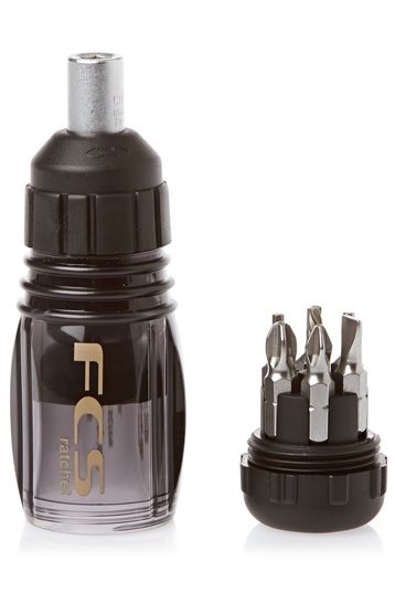 Buy FCS fins or surf accessories online at Kitemana!